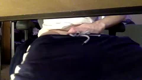 Snapshot of profnwear chatting on November 3, 2025, 9:43 am ProfNUWear online show from November 3, 2025, 9:43 am