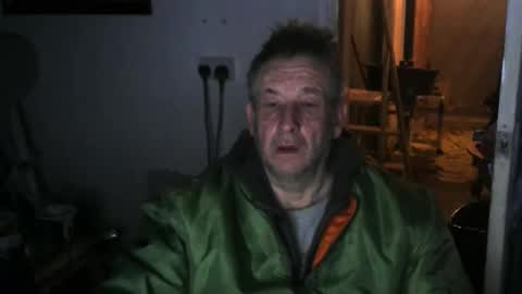 projectorepson online show from January 28, 2025, 6:07 pm