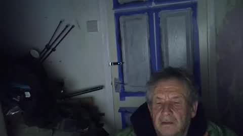 projectorepson online show from November 25, 2025, 10:43 pm