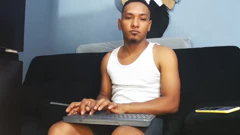 Grande y Gruesa online show from October 8, 2025, 8:01 am