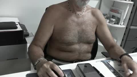 mature hairy guy online show from August 6, 2026, 3:58 pm