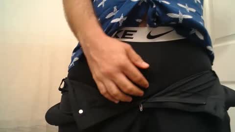 proseccopapi23 online show from February 17, 2025, 3:47 am