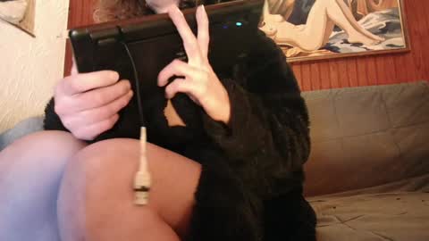 prxscillia_tx online show from December 8, 2024, 3:56 pm