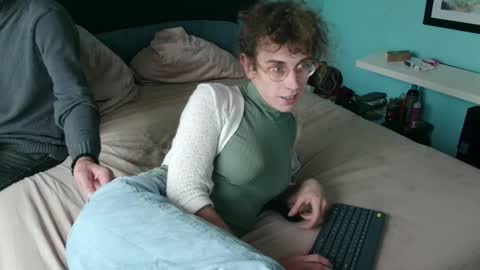 prxscillia_tx online show from November 11, 2025, 1:55 pm