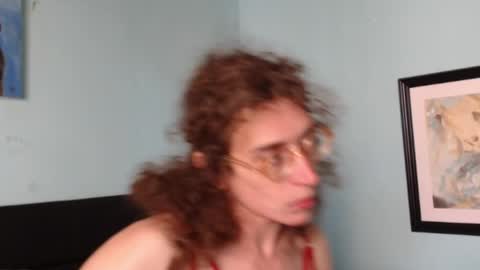 Snapshot of prxscillia_tx chatting on May 9, 2026, 4:23 pm prxscillia_tx online show from May 9, 2026, 4:23 pm