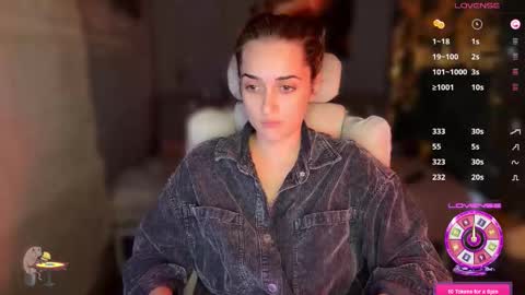 Queen of Pain online show from September 16, 2025, 2:07 pm