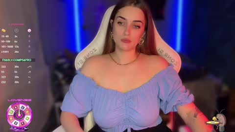 Queen of Pain online show from November 28, 2025, 4:59 am