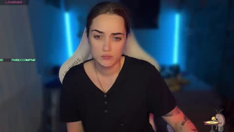 Queen of Pain online show from December 15, 2025, 12:26 am