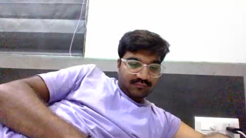 Snapshot of ptl1711 chatting on July 8, 2026, 6:01 pm ptl1711 online show from July 8, 2026, 6:01 pm