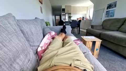 Public online show from December 8, 2024, 2:28 am