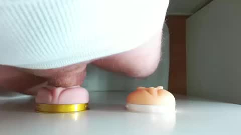 PuDe90 online show from March 11, 2026, 8:53 am