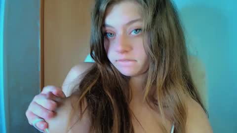 Nayaa Nay 3 online show from January 19, 2025, 5:28 pm