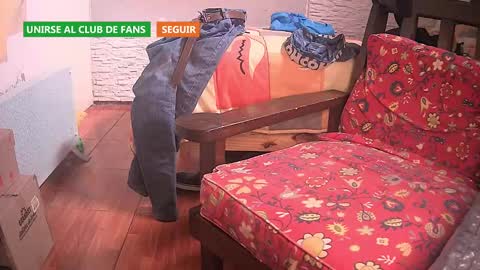 puky_mza online show from November 6, 2025, 6:31 pm