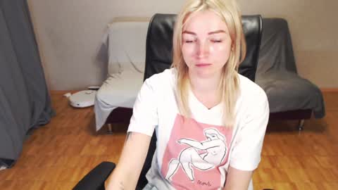 Snapshot of puma_ma chatting on December 15, 2024, 3:53 pm Polly online show from December 15, 2024, 3:53 pm