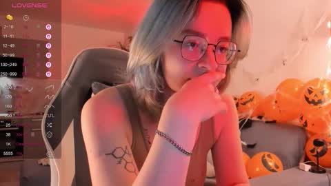 Alisa  lack of vitamin D  online show from October 24, 2025, 7:38 am