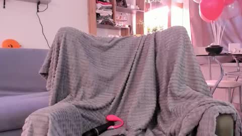 Alisa  lack of vitamin D  online show from December 3, 2025, 8:34 am