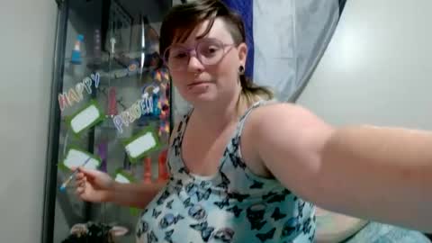 Snapshot of pupghostt chatting on June 19, 2026, 1:26 pm PupGhostt online show from June 19, 2026, 1:26 pm