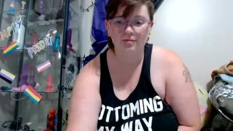 Snapshot of pupghostt chatting on July 10, 2026, 6:43 pm PupGhostt online show from July 10, 2026, 6:43 pm
