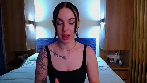 Snapshot of pure_temptation_j chatting on June 13, 2026, 4:05 pm Julia online show from June 13, 2026, 4:05 pm