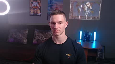 Snapshot of puremenshape chatting on April 22, 2026, 8:39 am puremenshape online show from April 22, 2026, 8:39 am