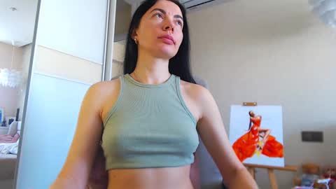 Marina online show from March 9, 2025, 11:58 am