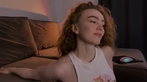 Marie online show from March 2, 2025, 8:27 am