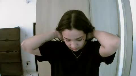 Lizzy online show from February 19, 2026, 2:24 pm