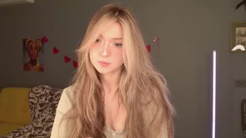 Bella online show from February 26, 2026, 5:39 am