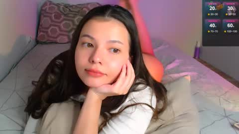 Carolyn online show from October 23, 2025, 1:21 pm