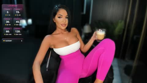 Andreea online show from October 16, 2025, 7:37 pm