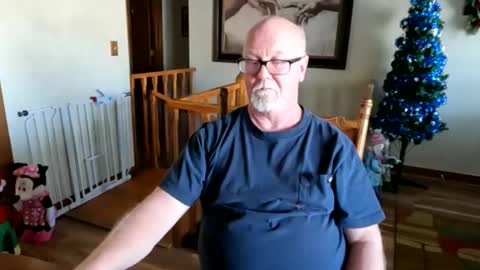 pussylover1365 online show from February 17, 2025, 9:30 pm