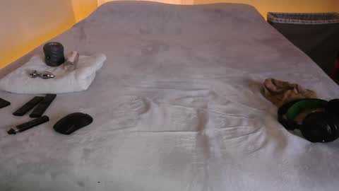 pussylover2182 online show from December 28, 2024, 9:52 am