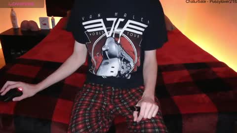 pussylover2182 online show from September 20, 2025, 3:07 am