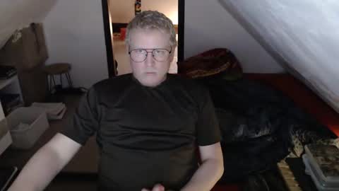 Snapshot of pussylovercb chatting on April 17, 2026, 2:42 pm pussylovercb online show from April 17, 2026, 2:42 pm
