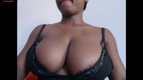 pussyxcockx online show from February 13, 2026, 2:13 pm