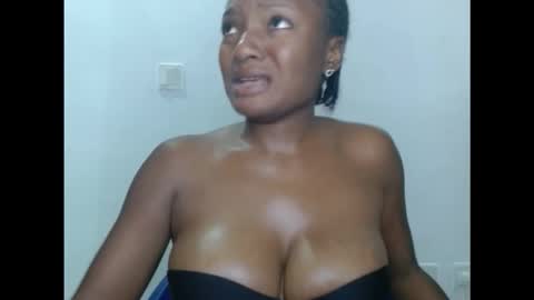 pussyxwetx online show from October 28, 2025, 8:22 pm