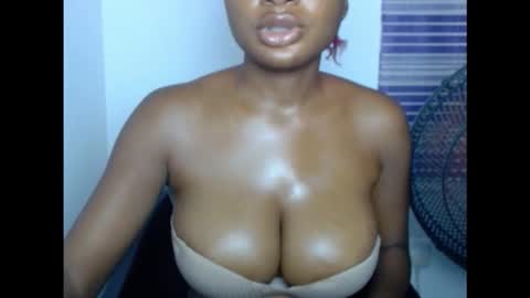 pussyxwetx online show from November 11, 2025, 11:54 am