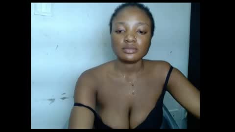 pussyxwetx online show from May 16, 2026, 9:35 pm