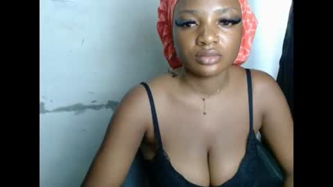 Snapshot of pussyxwetx chatting on July 2, 2026, 9:43 pm pussyxwetx online show from July 2, 2026, 9:43 pm