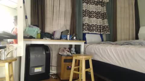 putiputi4u online show from December 27, 2024, 3:42 am