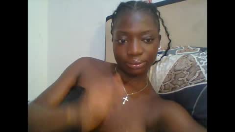 Snapshot of pweedy_ora chatting on July 30, 2026, 9:47 pm ora online show from July 30, 2026, 9:47 pm