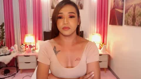 Queen Agatha online show from December 17, 2024, 12:54 pm