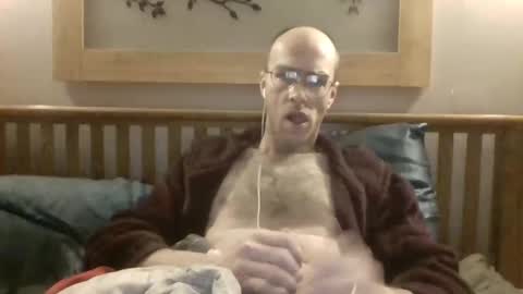 q2phq2ph online show from November 9, 2025, 4:27 pm