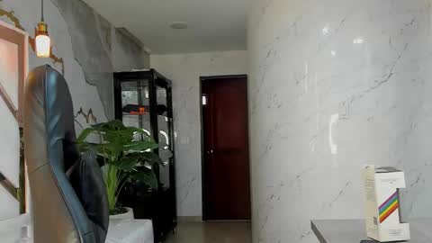 Qetsyah online show from February 6, 2026, 1:36 pm