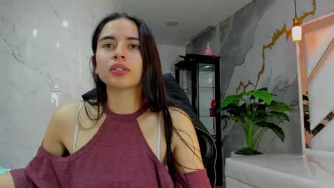 Qetsyah online show from April 13, 2026, 1:27 pm