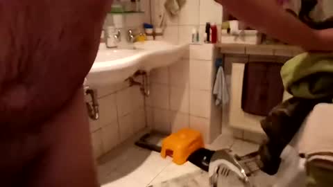 qm0722 online show from January 7, 2025, 6:14 pm