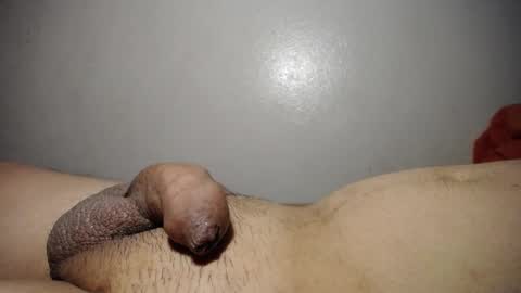 qqqwer21 online show from September 9, 2025, 12:48 pm