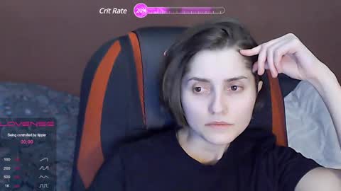 Lola online show from February 25, 2025, 4:31 pm