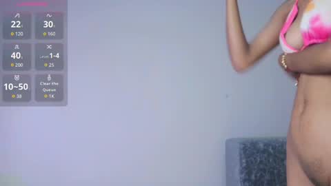 Snapshot of queen_adhara chatting on May 13, 2026, 12:13 pm ANTONELLA online show from May 13, 2026, 12:13 pm