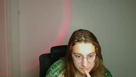 Amelie online show from February 20, 2026, 6:48 am